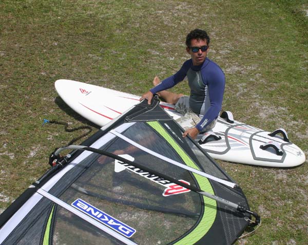 http://www.calema.com/forums/articles/selrescuelow/IMG_4444.jpg