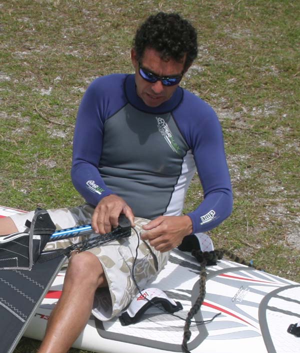 http://www.calema.com/forums/articles/selrescuelow/IMG_4457.jpg